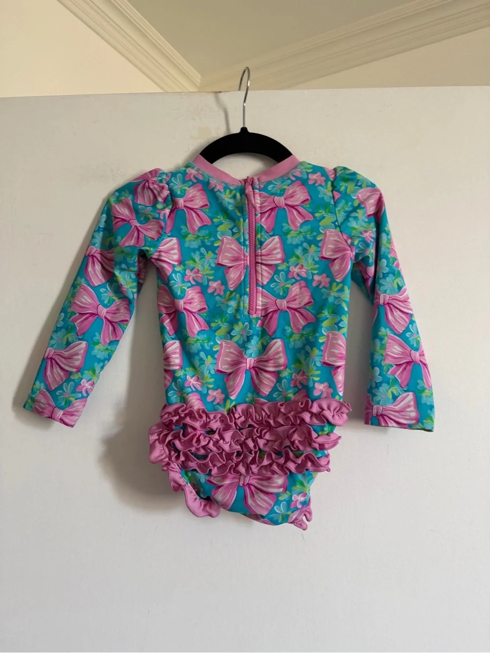 Caden Lane Toddler Girls Bow Print Long Sleeve Rash Guard Ruffle Bottom Swimsuit - Picture 6 of 7